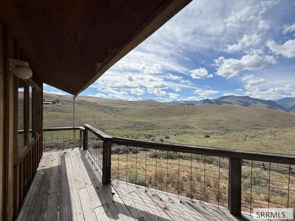 33 Sunflower Road, Salmon, ID 83467