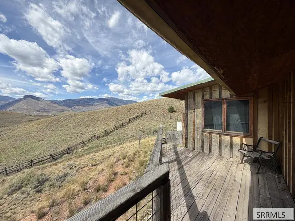 33 Sunflower Road, Salmon, ID 83467