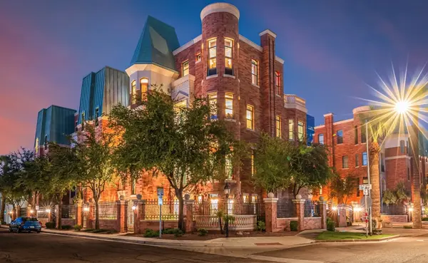 Phoenix, Arizona | The Heart of the Valley of Opportunity,Wesley Parker