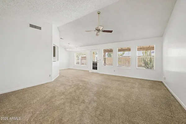 7063 W CINNABAR Avenue, Peoria, AZ 85345