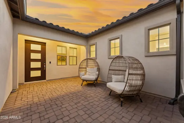2015 E VILLA LINDA Drive, Phoenix, AZ 85024