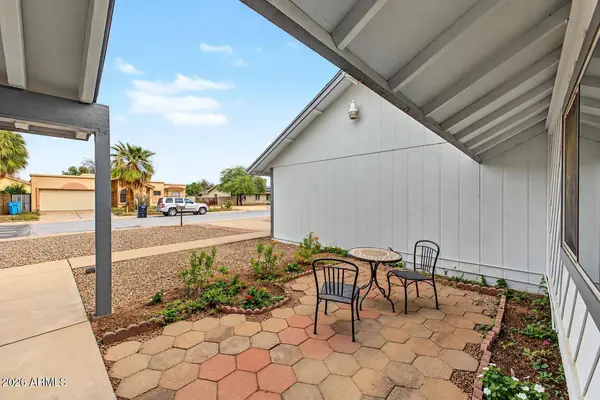 4401 W GELDING Drive, Glendale, AZ 85306