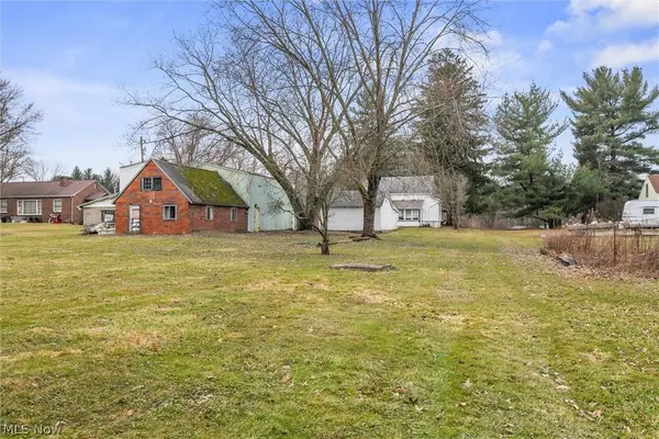 9687 South AVE, Poland, OH 44514