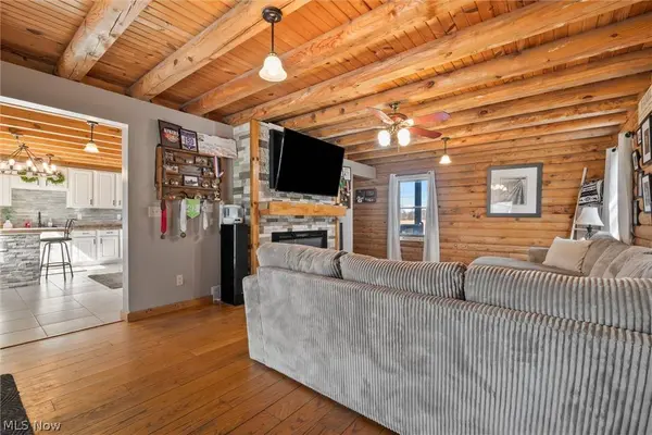 4911 Miller RD, Lowellville, OH 44436