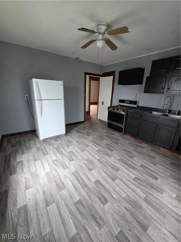 15 Beaver AVE, Niles, OH 44446