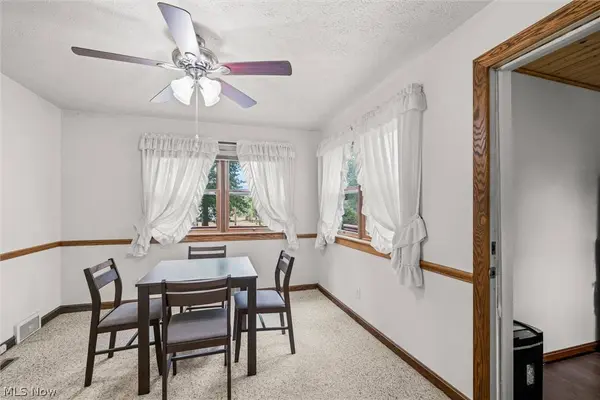135 N Middle ST, Columbiana, OH 44408