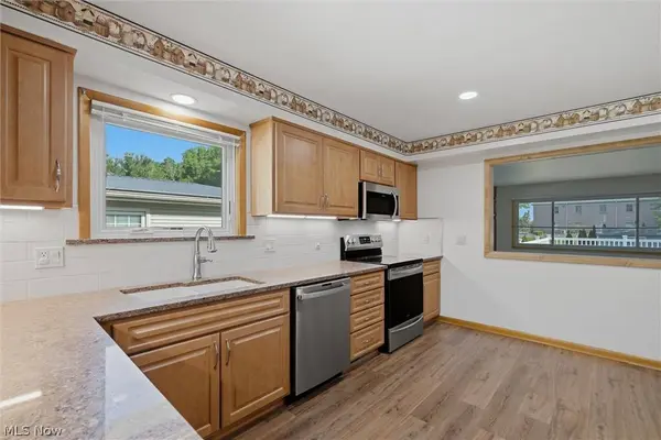 150 7th ST, Columbiana, OH 44408