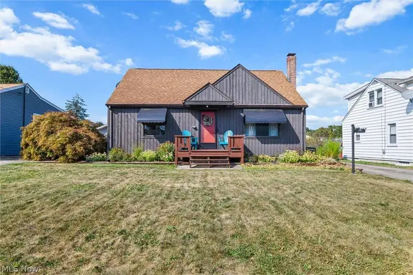 181 Renee DR, Struthers, OH 44471