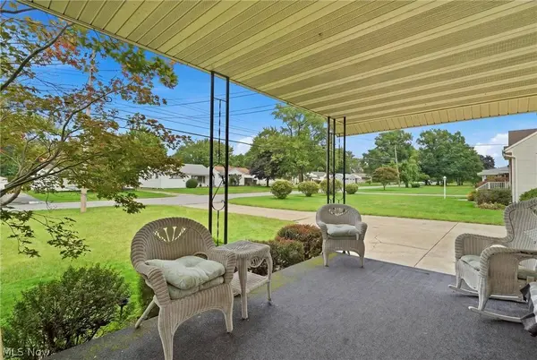 1613 Country Club AVE, Youngstown, OH 44514