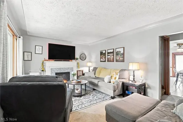 1613 Country Club AVE, Youngstown, OH 44514