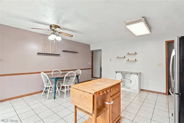 1613 Country Club AVE, Youngstown, OH 44514