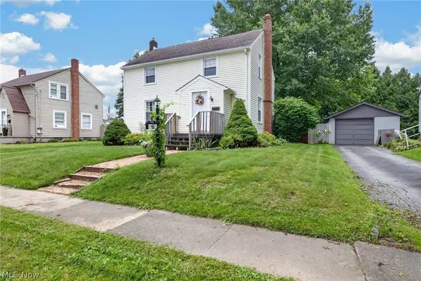46 N Cross ST, Columbiana, OH 44408