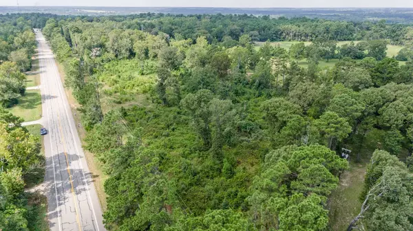 17171 E FM 1097 RD, Willis, TX 77378