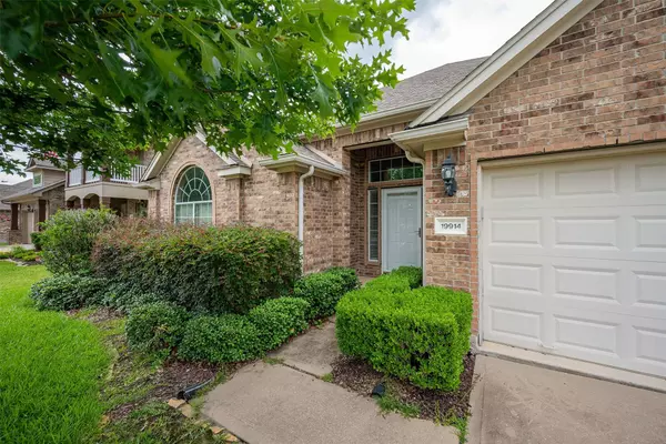 19914 Sagebrush Cove, Richmond, TX 77407