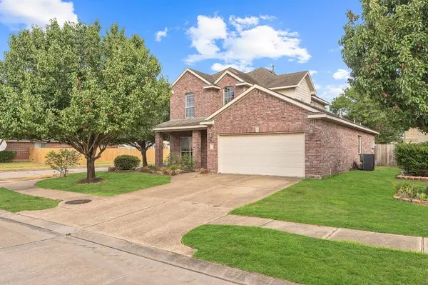 10003 Lynette Falls DR, Houston, TX 77095
