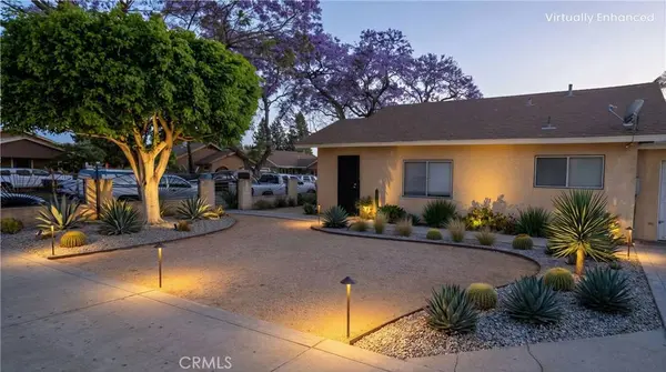 1003 W Myrtle ST, Santa Ana, CA 92703