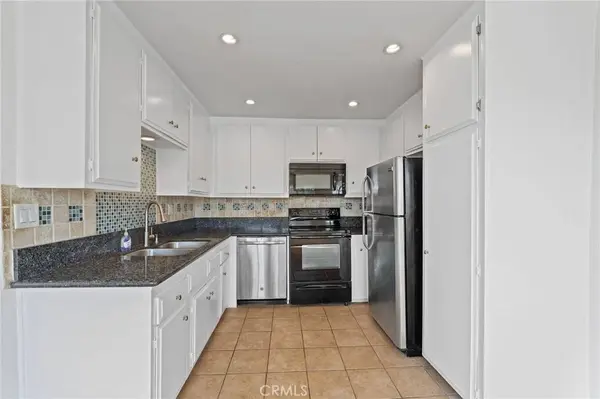 1187 E 3rd #202, Long Beach, CA 90802