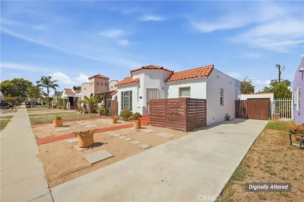611 W 110th, Los Angeles, CA 90044