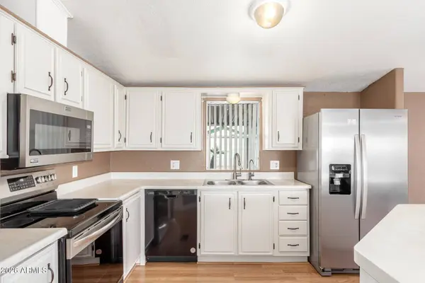 2400 E BASELINE Avenue #251, Apache Junction, AZ 85119