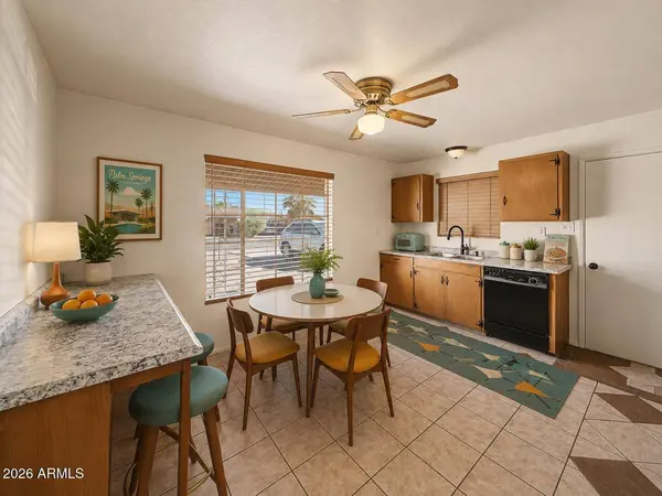 924 E GRANADA Avenue, Apache Junction, AZ 85119