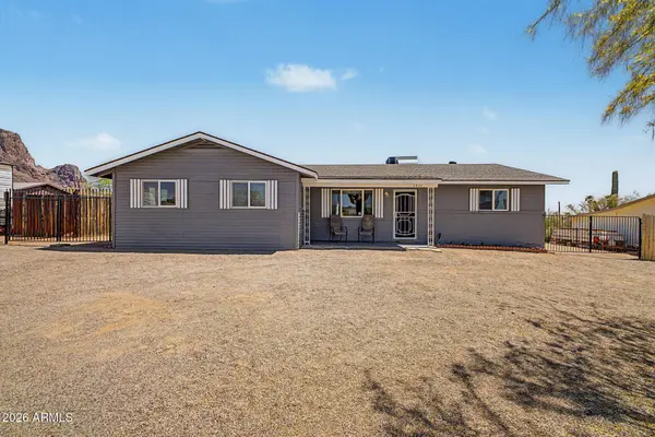 5455 E MINING CAMP Street, Apache Junction, AZ 85119