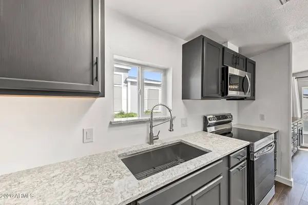 2400 E BASELINE Avenue #300, Apache Junction, AZ 85119