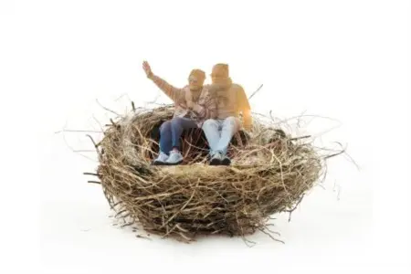 Retirement Living: Exploring Downsizing as a Smart Housing Option,Laura McMillan