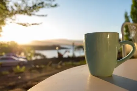 The Allure of Lakeside Living in Austin and Lakeway, Texas: A Comprehensive Guide,Laura McMillan