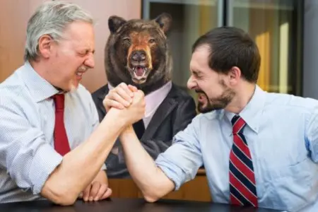 Tips for Negotiating the Best Deal as a Residential Real Estate Seller,Laura McMillan