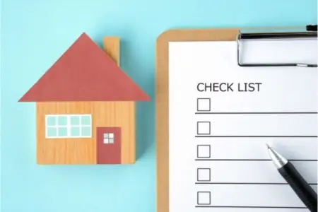 The Ultimate Home Seller Checklist | 99 Things To Do,Laura McMillan