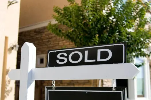 Understanding the Current Market Trends for Residential Real Estate Sellers,Laura McMillan