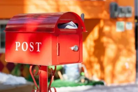 Don't Forget to Update Your Address When Moving to a New Home: A Checklist,Laura McMillan