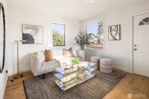 6844 S Alder ST, Tacoma, WA 98409