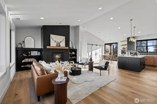 25716 99th AVE E, Graham, WA 98338