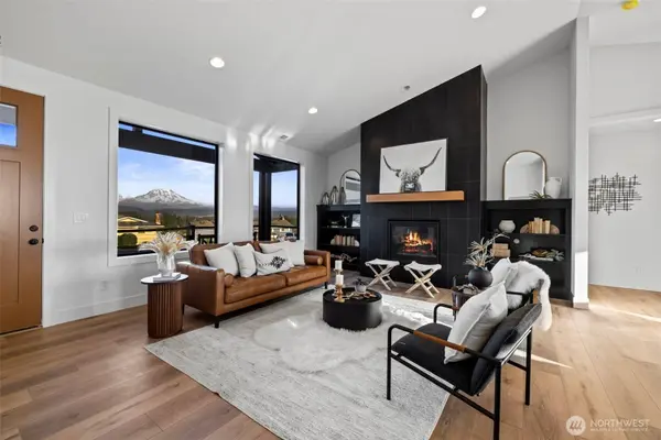 25716 99th AVE E, Graham, WA 98338