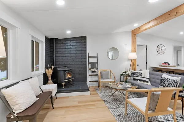 9814 191st ST E, Puyallup, WA 98375