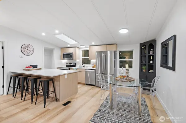 9814 191st ST E, Puyallup, WA 98375