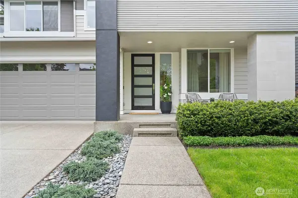 14512 Overlook DR E, Bonney Lake, WA 98391