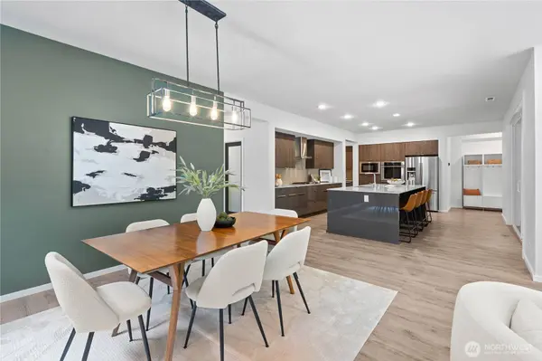 14512 Overlook DR E, Bonney Lake, WA 98391