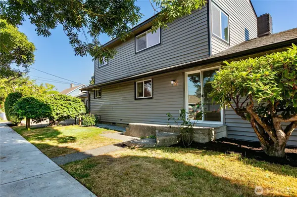 1319 Wood AVE, Sumner, WA 98390
