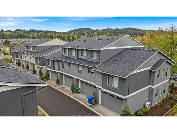 17346 SE CROSSROADS AVE, Damascus, OR 97089