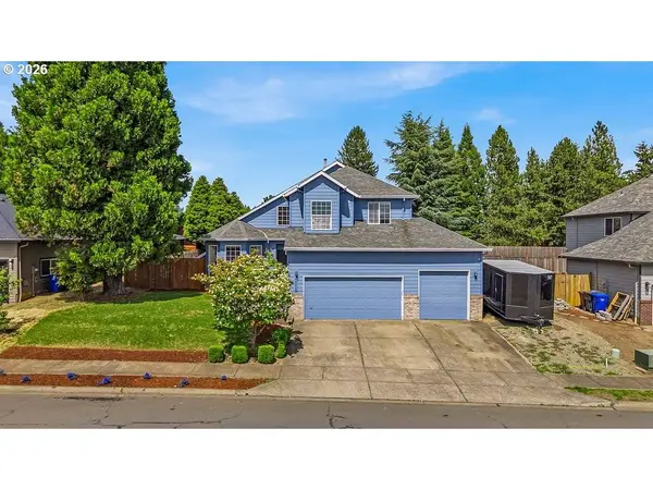 18928 HIGHLAND DR, Oregon City, OR 97045