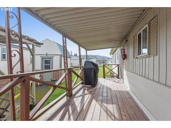 13900 SE HIGHWAY 212 #125, Clackamas, OR 97015