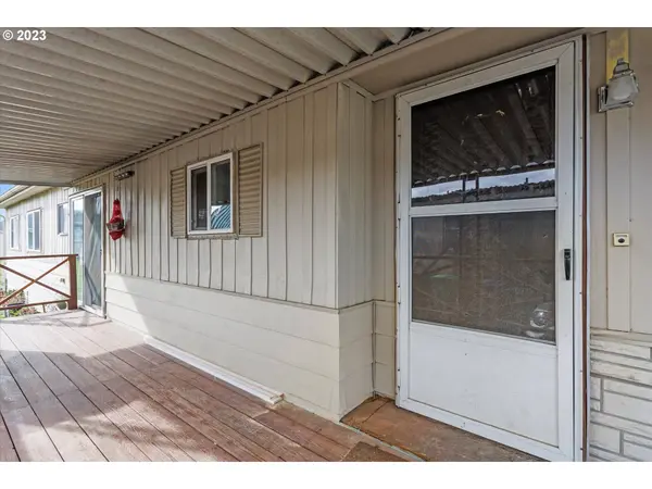 13900 SE HIGHWAY 212 #125, Clackamas, OR 97015
