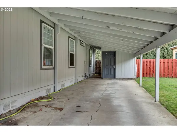 1111 SE 3RD AVE #12, Canby, OR 97013
