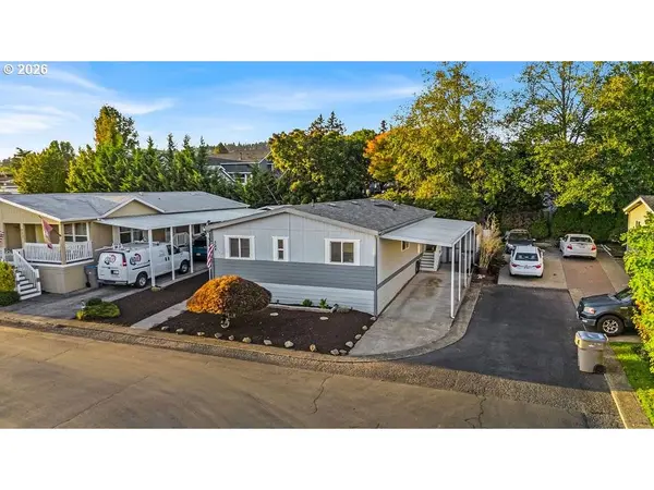 12450 SW FISCHER RD #204, Portland, OR 97224