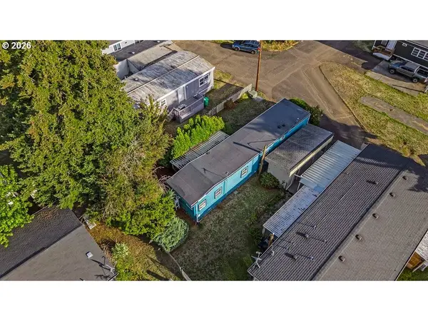 10701 SE HIGHWAY 212 #R4, Clackamas, OR 97015