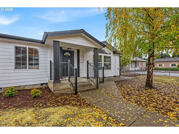 21 NANDINA ST, Sweet Home, OR 97386