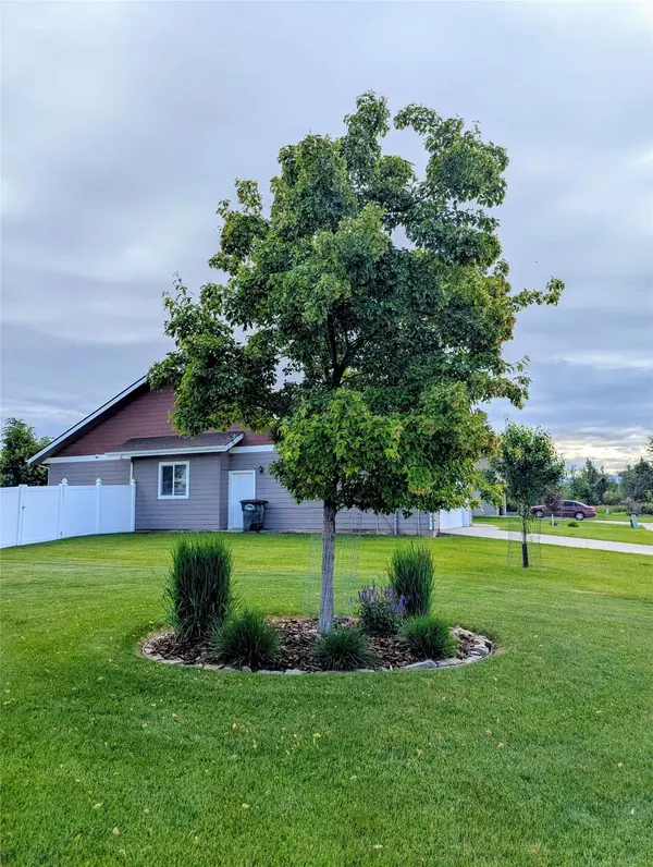 125 Leisure DR, Kalispell, MT 59901