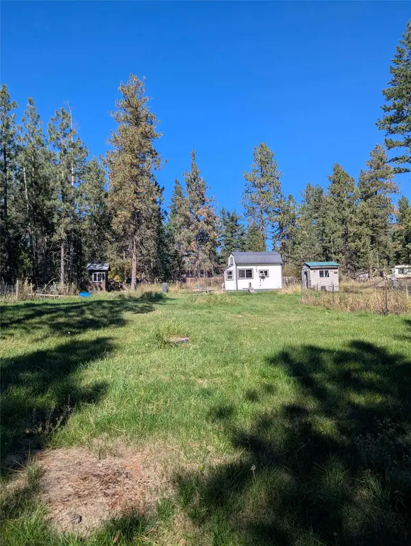 1084 1st ST, Columbia Falls, MT 59912
